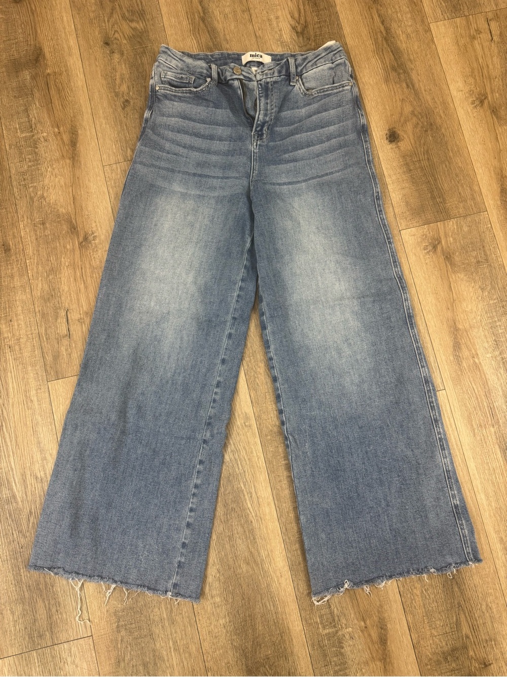MICA Skater Wide-Leg Raw Hem Women's Jeans - Light Blue